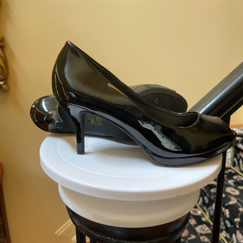 Black Patent Leather Platform Peep Toe Heel Sz 10 City Classified Comfort